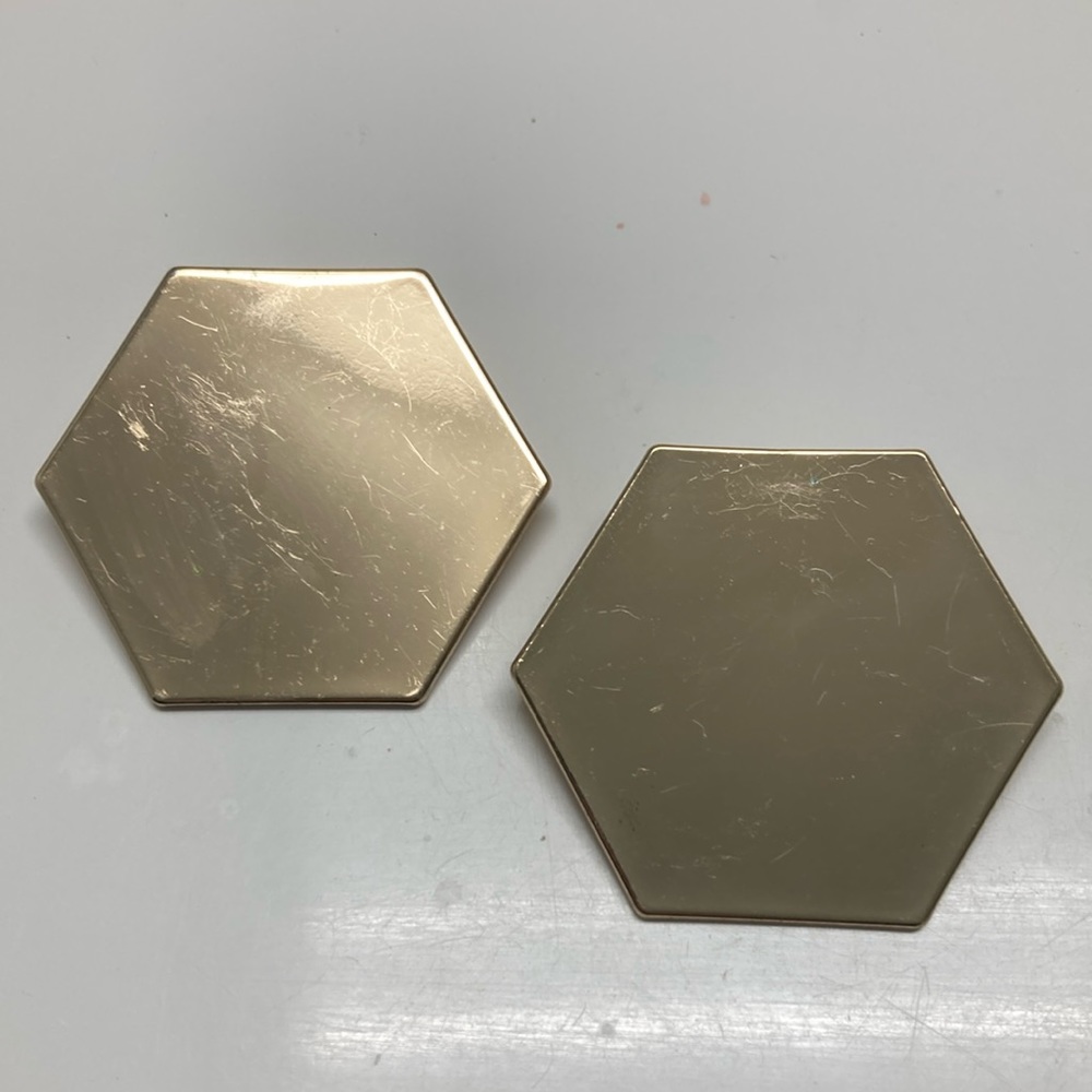 F21 EARRINGS - GOLD HEXAGON